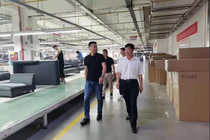 段汉国走访调研园区投产企业安全生产工作
